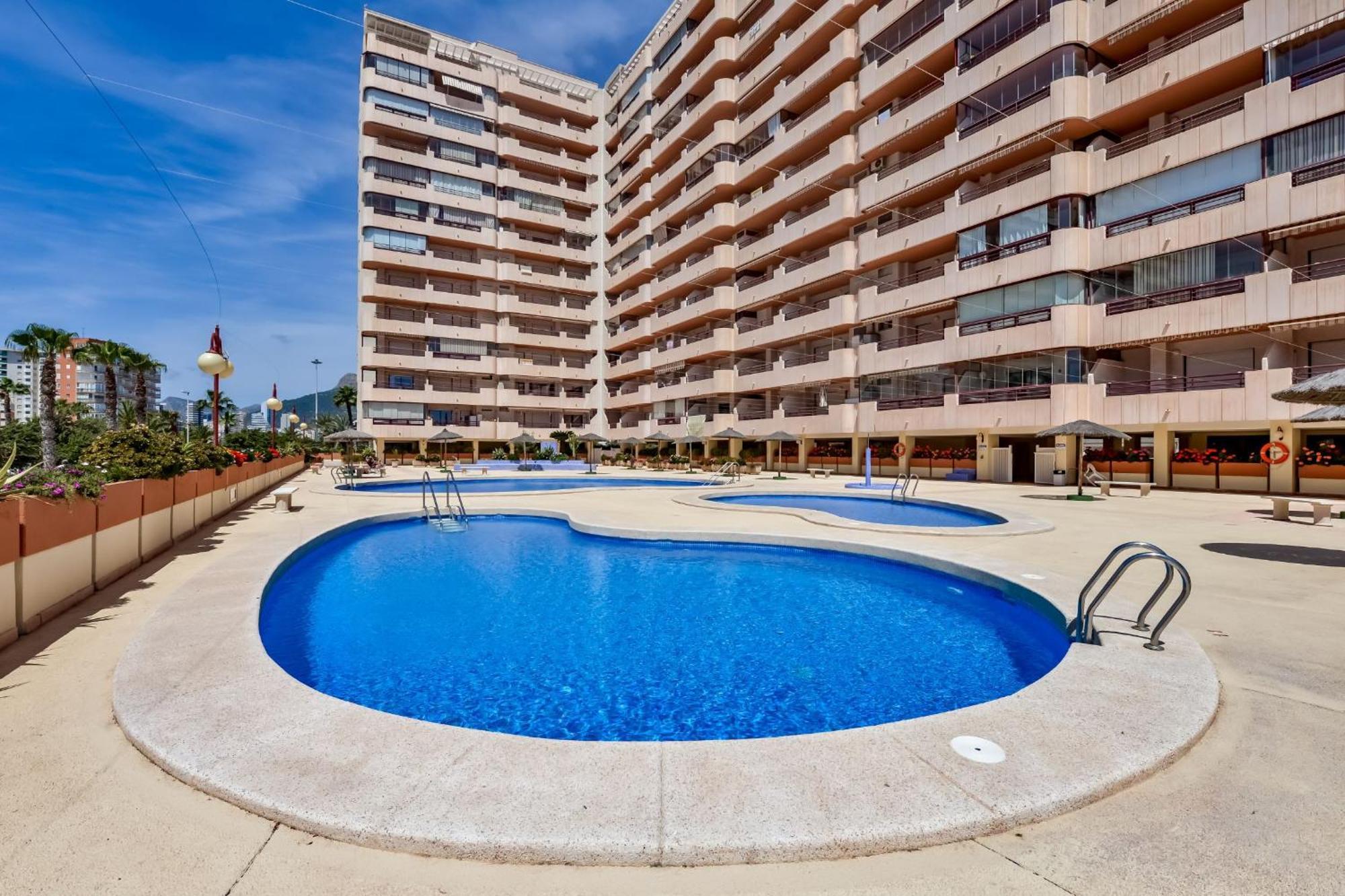 Apartamentos Zafiro Atico Кальпе Екстер'єр фото